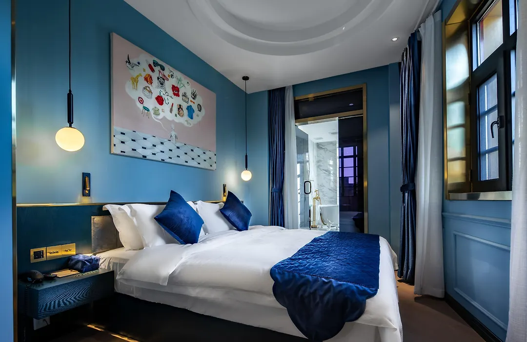 Moon And Chalice Boutique Hotel-1