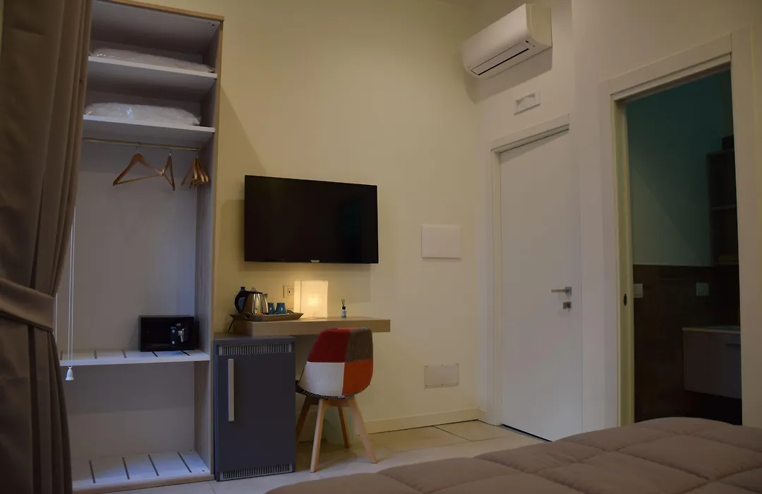 Napoli Squares Suites-1