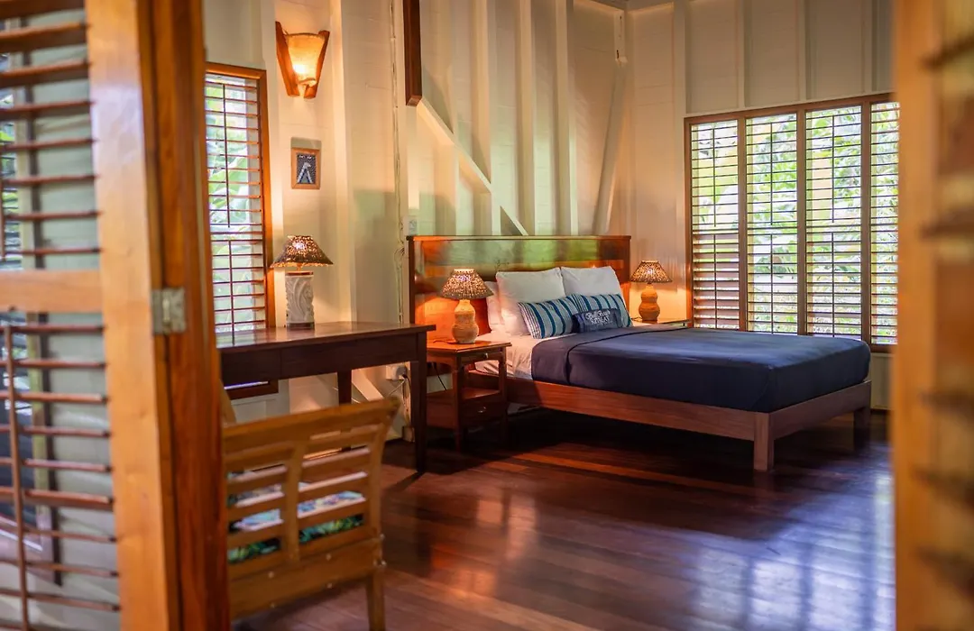 Bluff Beach Retreat-1