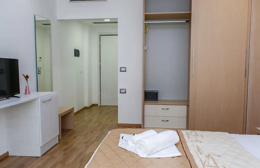 Hotel Saranda Palace-1