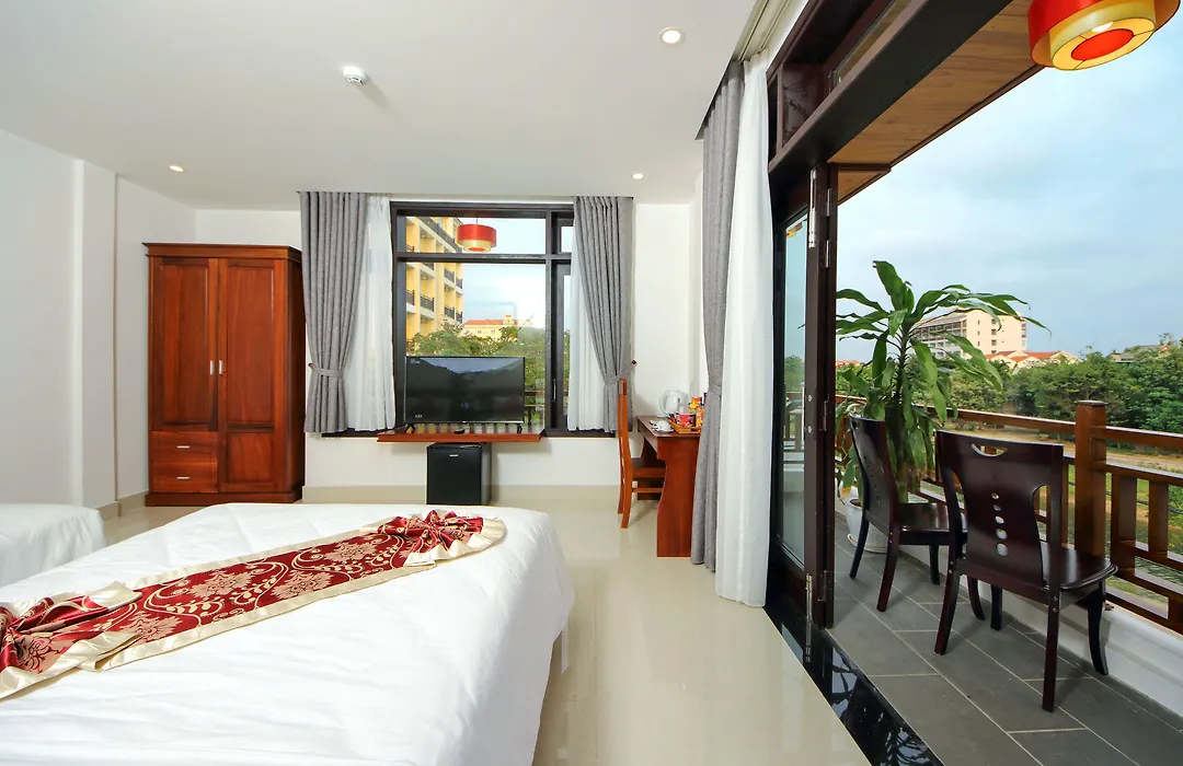 Threeway Riverside Villa-1