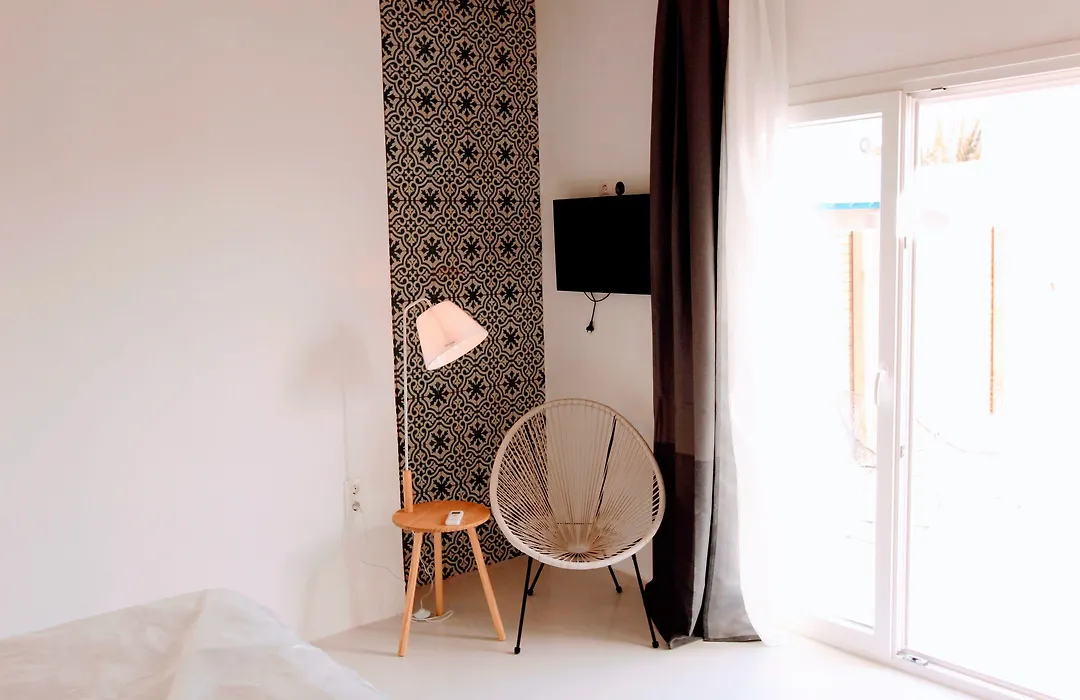 Mesanto Luxury Suites-1