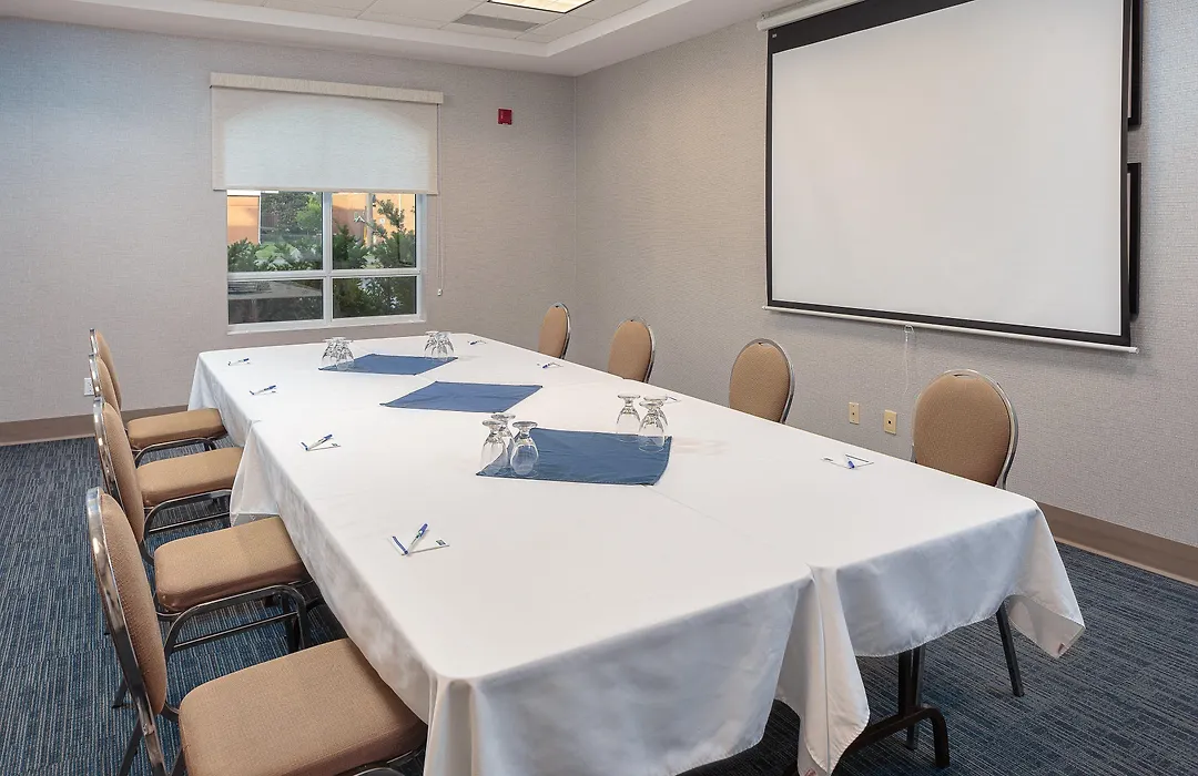 Holiday Inn Express & Suites - Belleville By Ihg-1