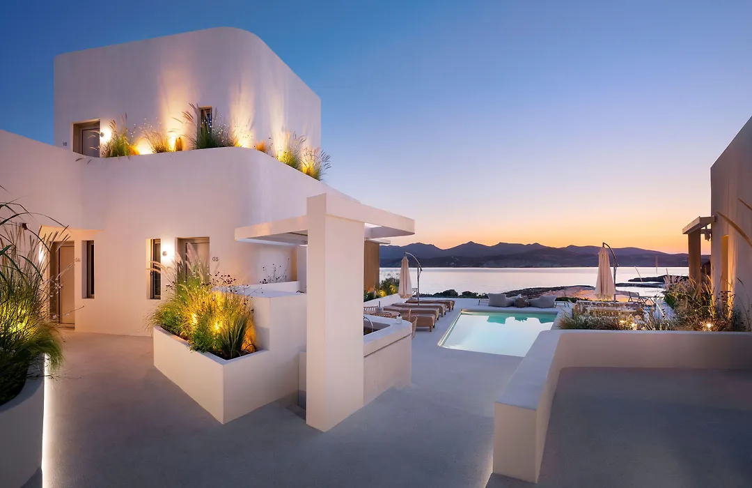 White Pebble Suites-1