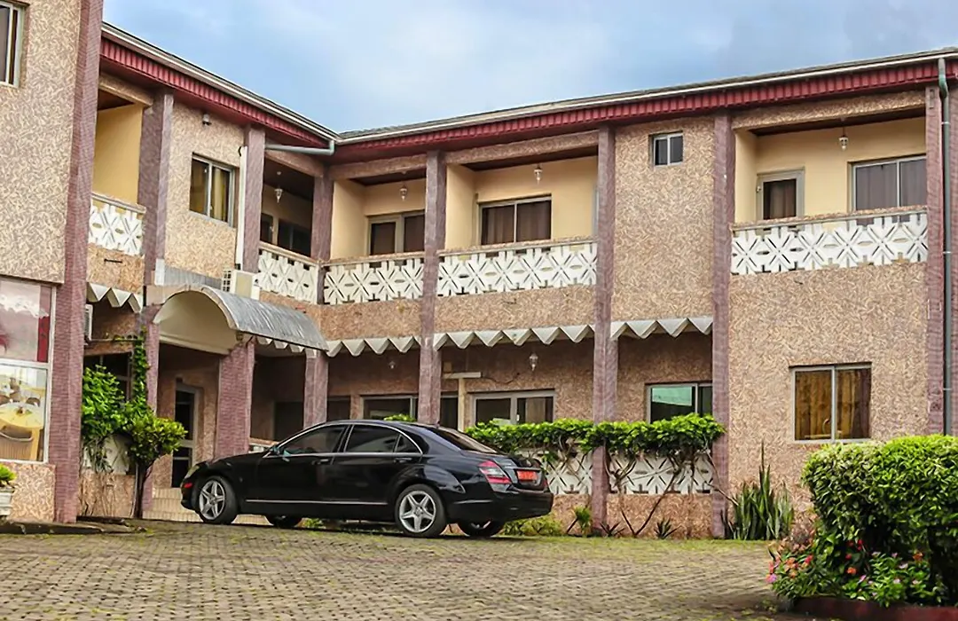 Fini Hotel Bobende-1