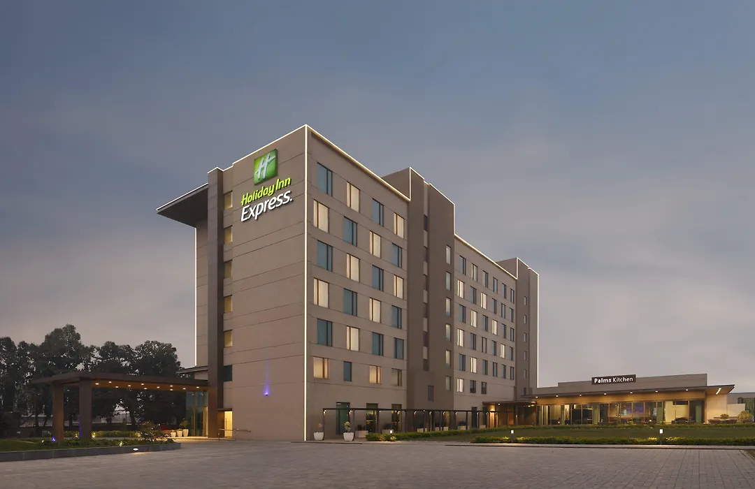 Holiday Inn Express Kolkata Airport By Ihg-1