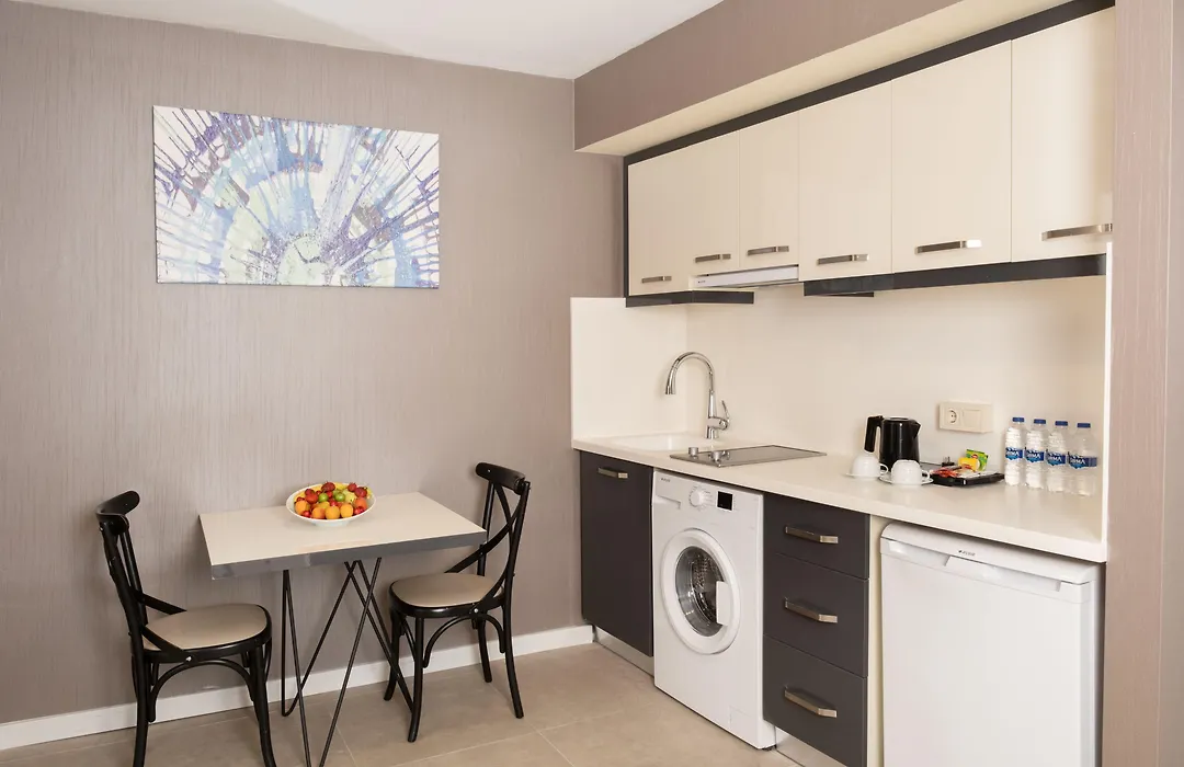 Elm Suite Hotel-1