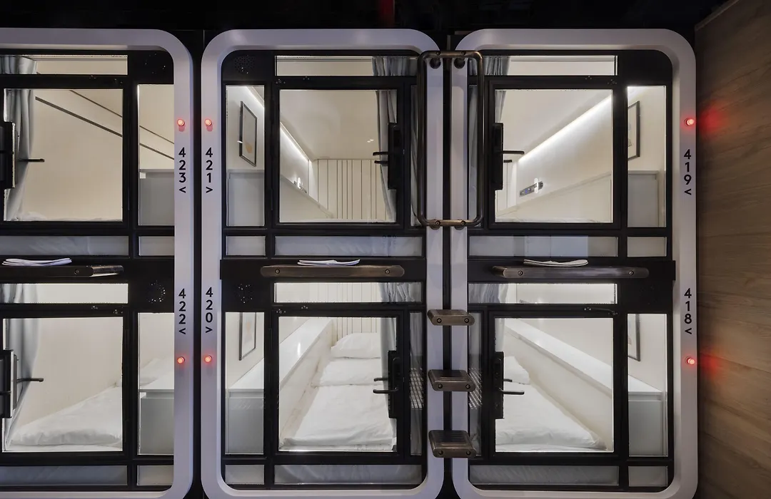 The O Pod Capsule Hotel-1