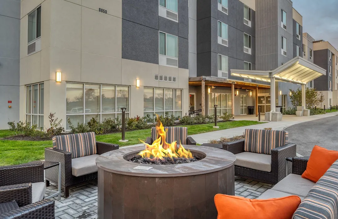 Towneplace Suites By Marriott Indianapolis Airport-1