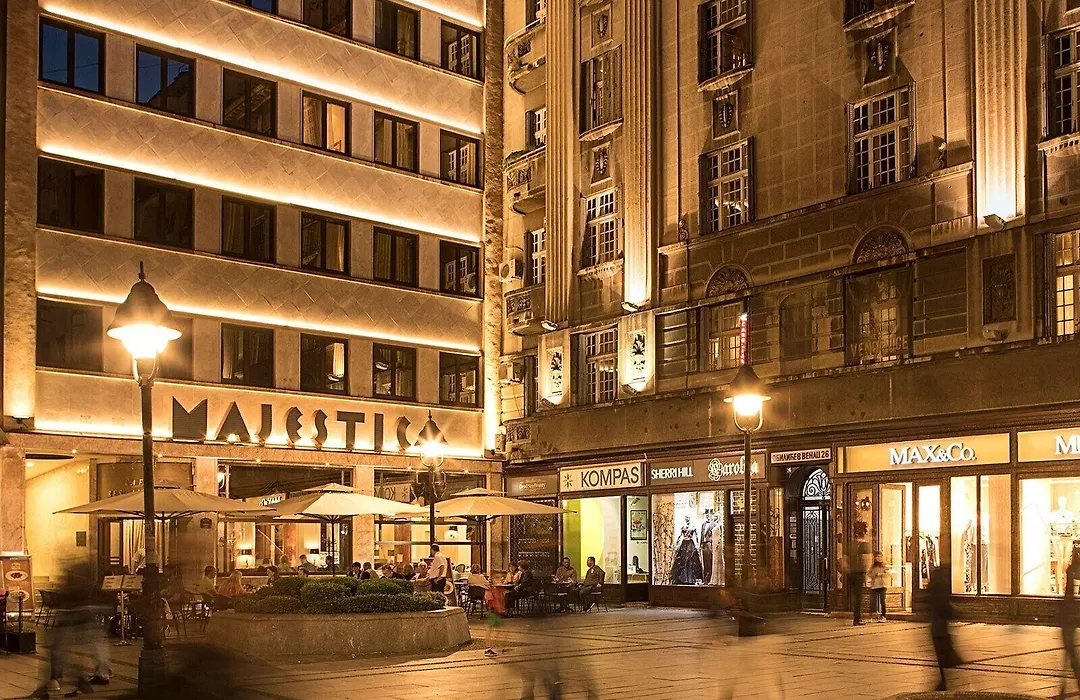 Hotel Majestic-1