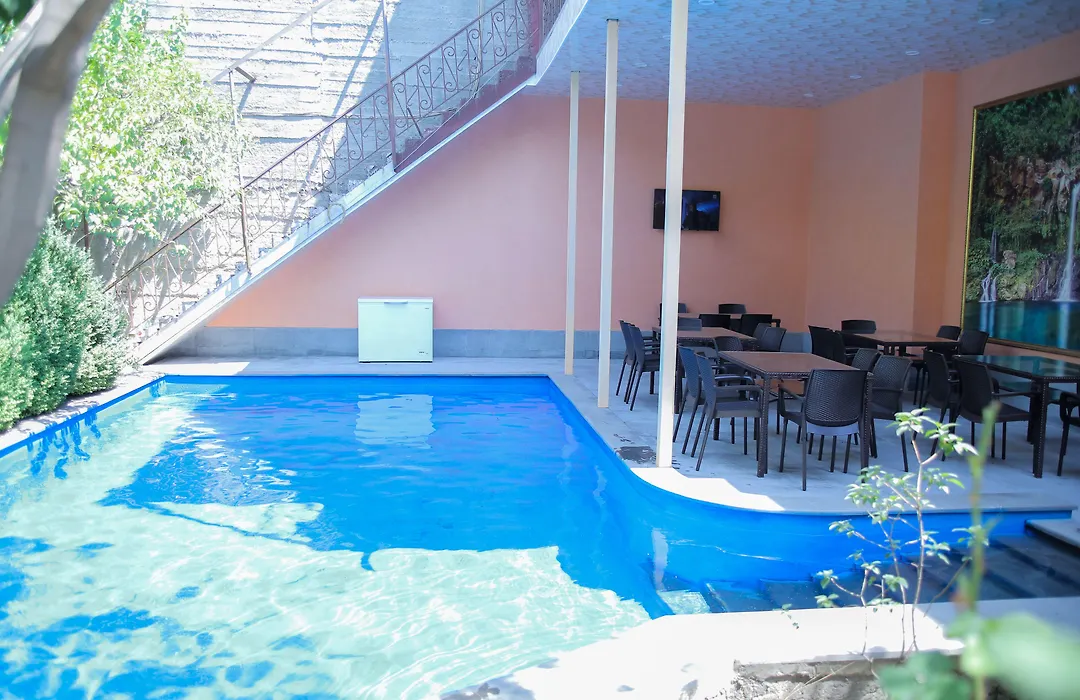 Red Hotel Yerevan Center-1
