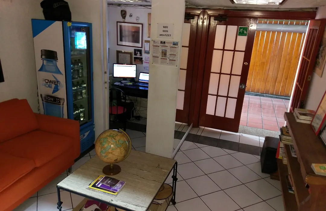 Anys Hostal-1