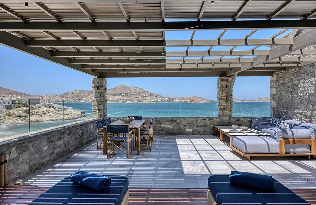 Avant Mar Paros-1