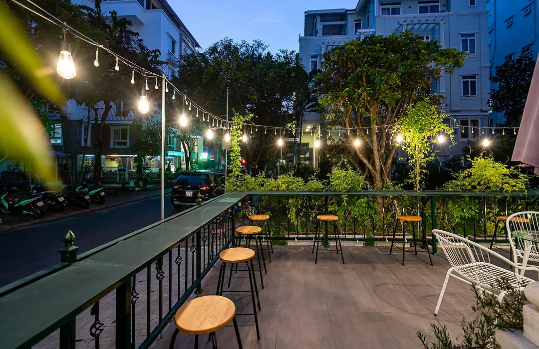 The Royal Hotel & Apartment - Phu My Hung-1