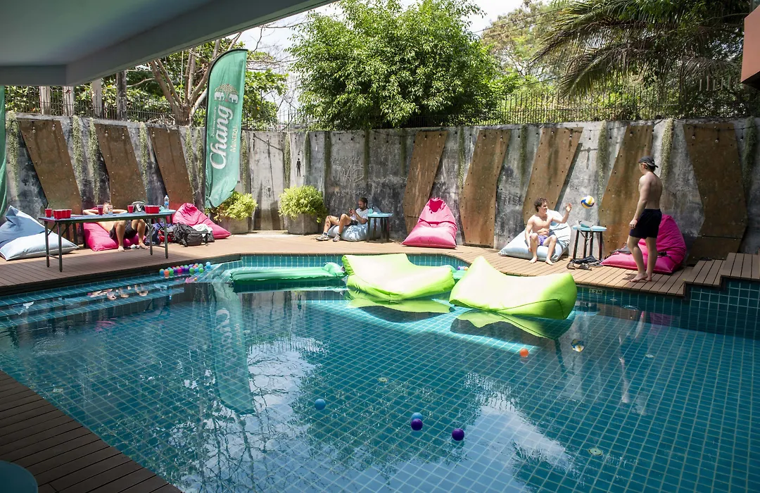 Mad Monkey Phuket-1