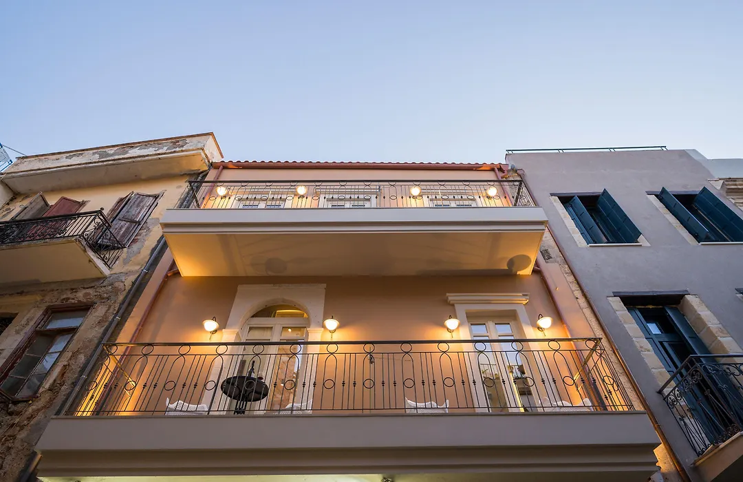 Veneri Boutique Suites-1
