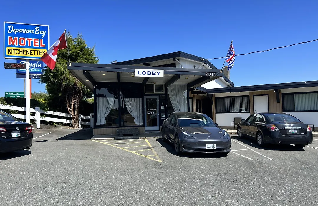 Departure Bay Motel-1