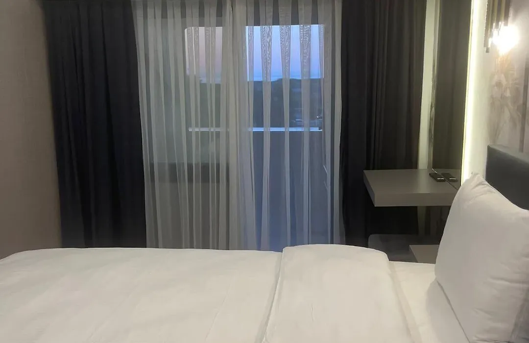 Uzunkum Hotel-1