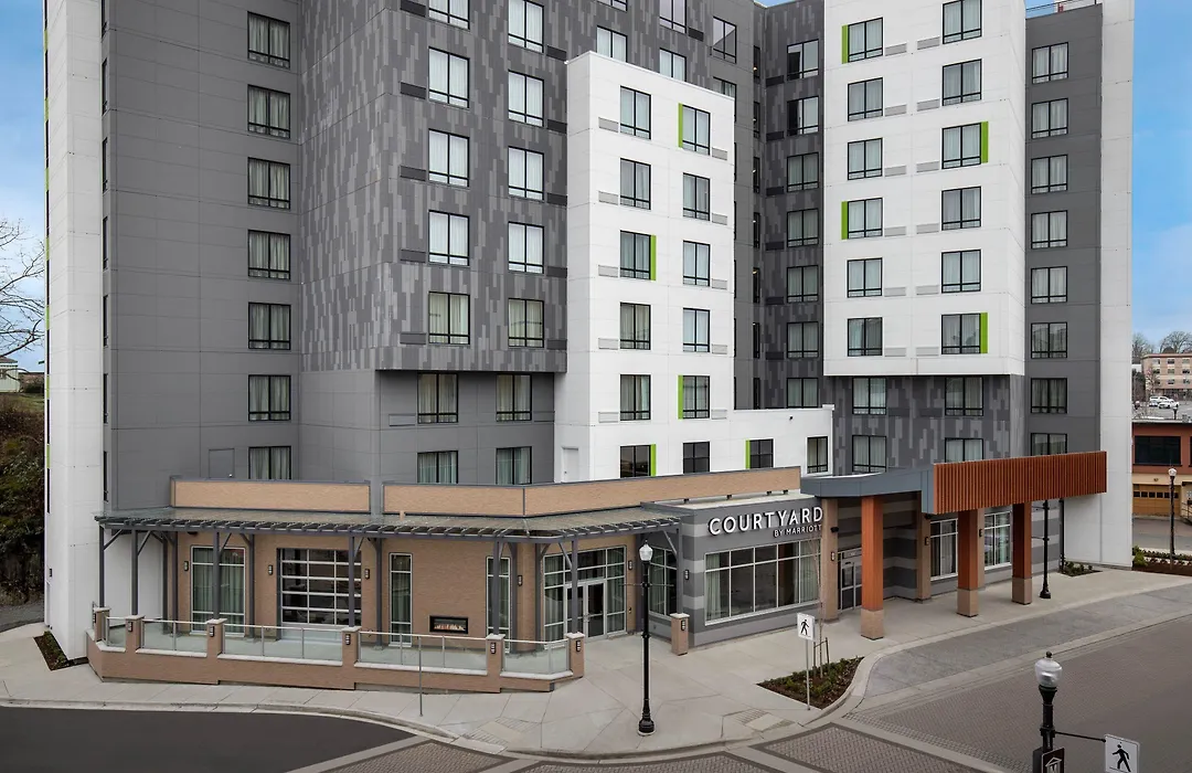 Courtyard By Marriott Nanaimo-1
