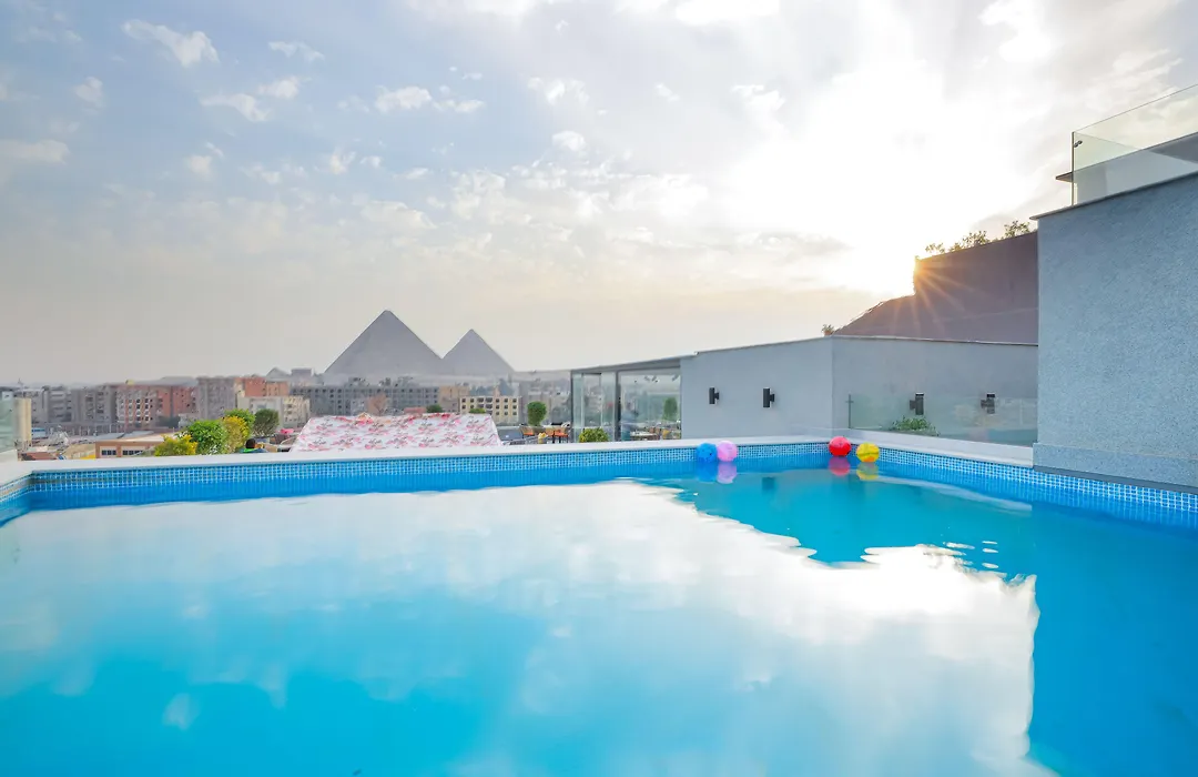 Pyramid Front Hotel-1