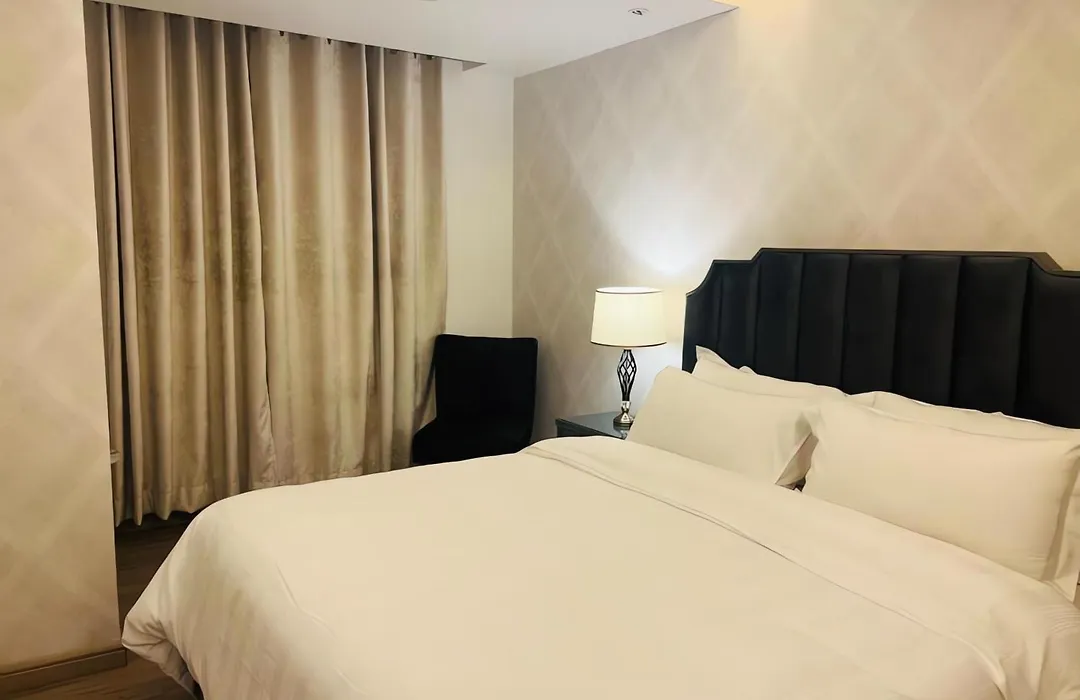 Goldcrest Mall Luxury Apartments With Balcony By Skyaura In Dha Lahore-1