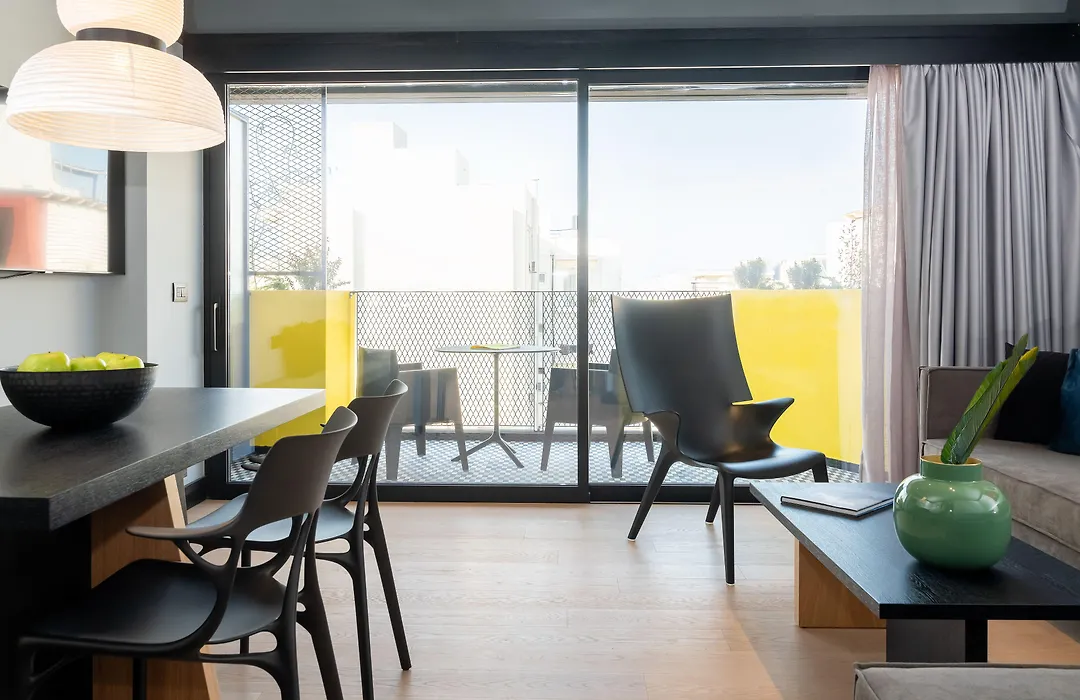 3 Pines Design Living-1