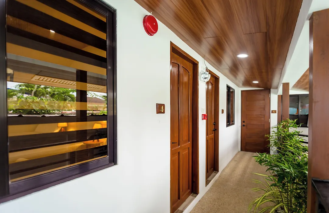 Alona Beach Side Inn-1