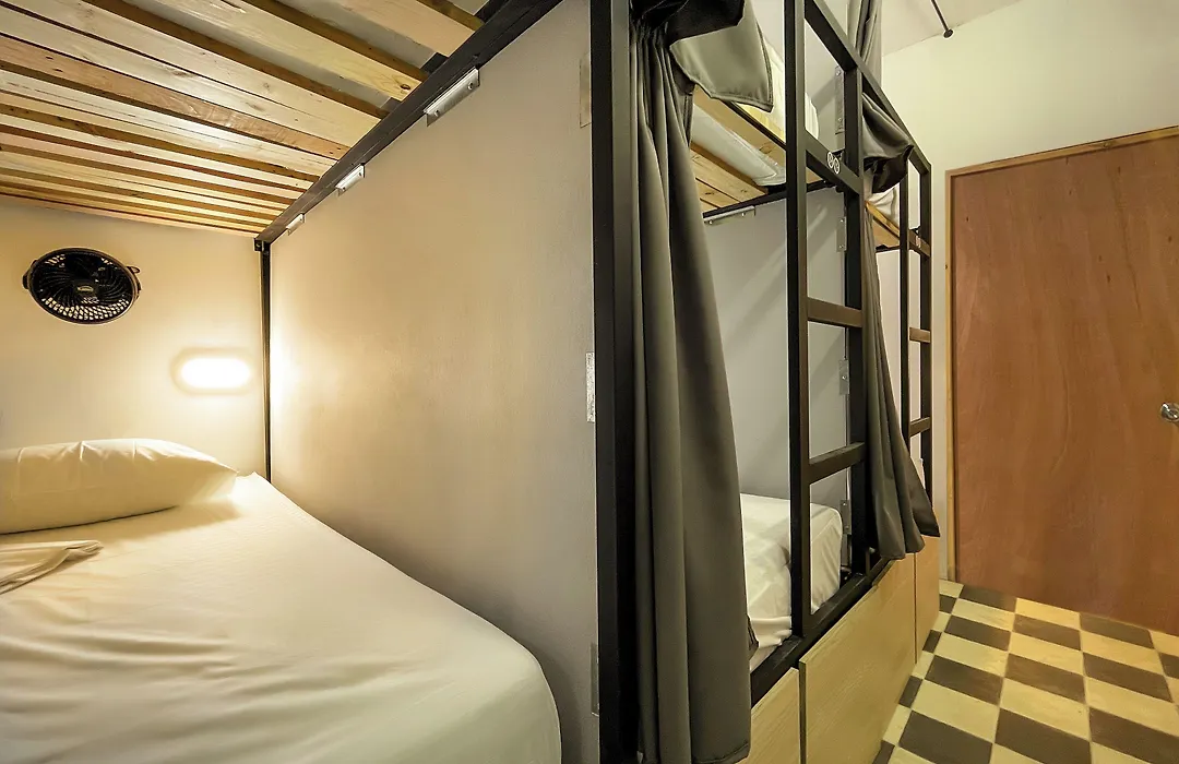 Baku Laureles Hostel-1