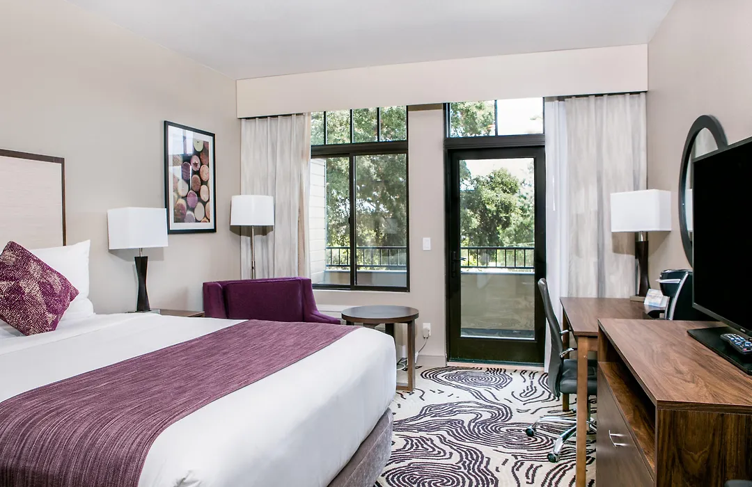 Hotel Siri Downtown - Paso Robles-1
