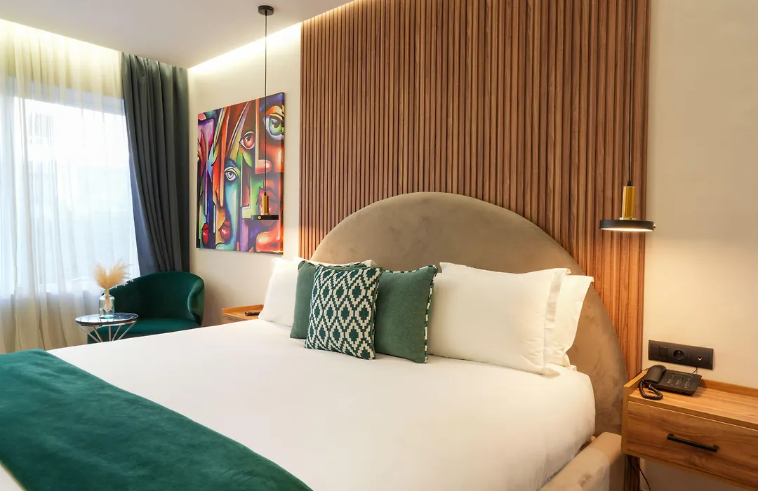 Le M Hotel-1