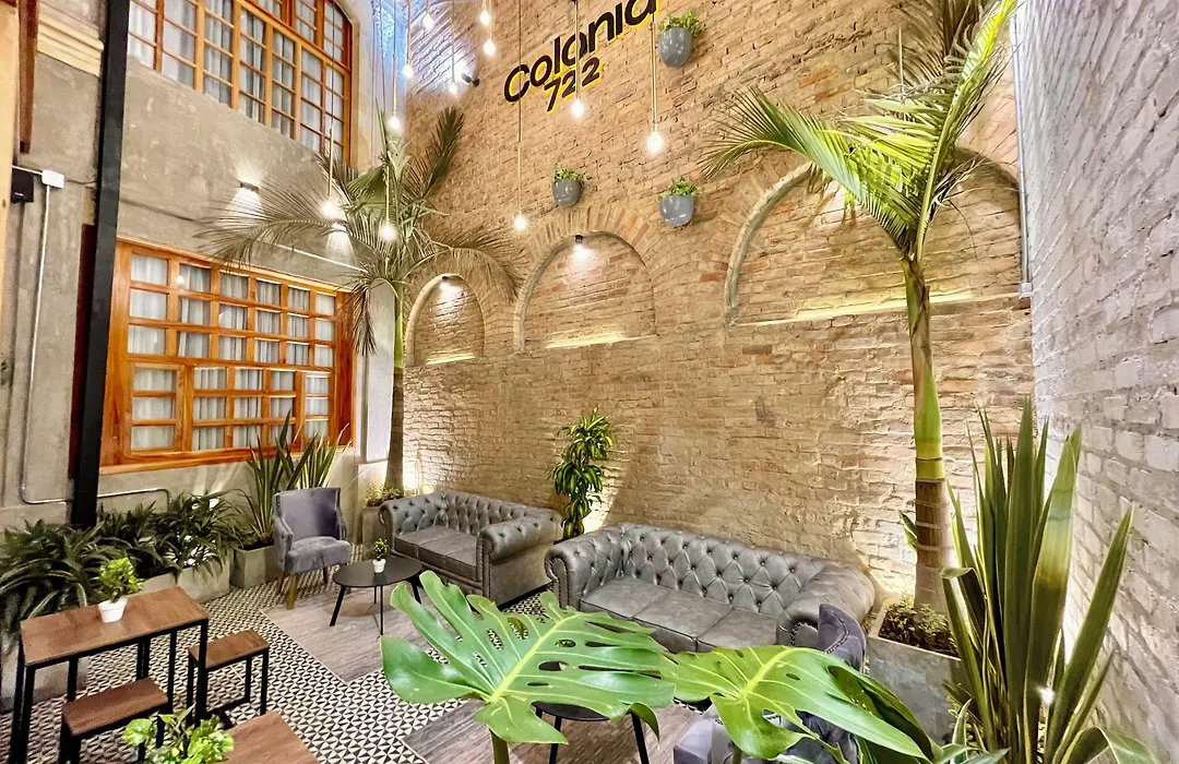 Colonia Suites 722-1