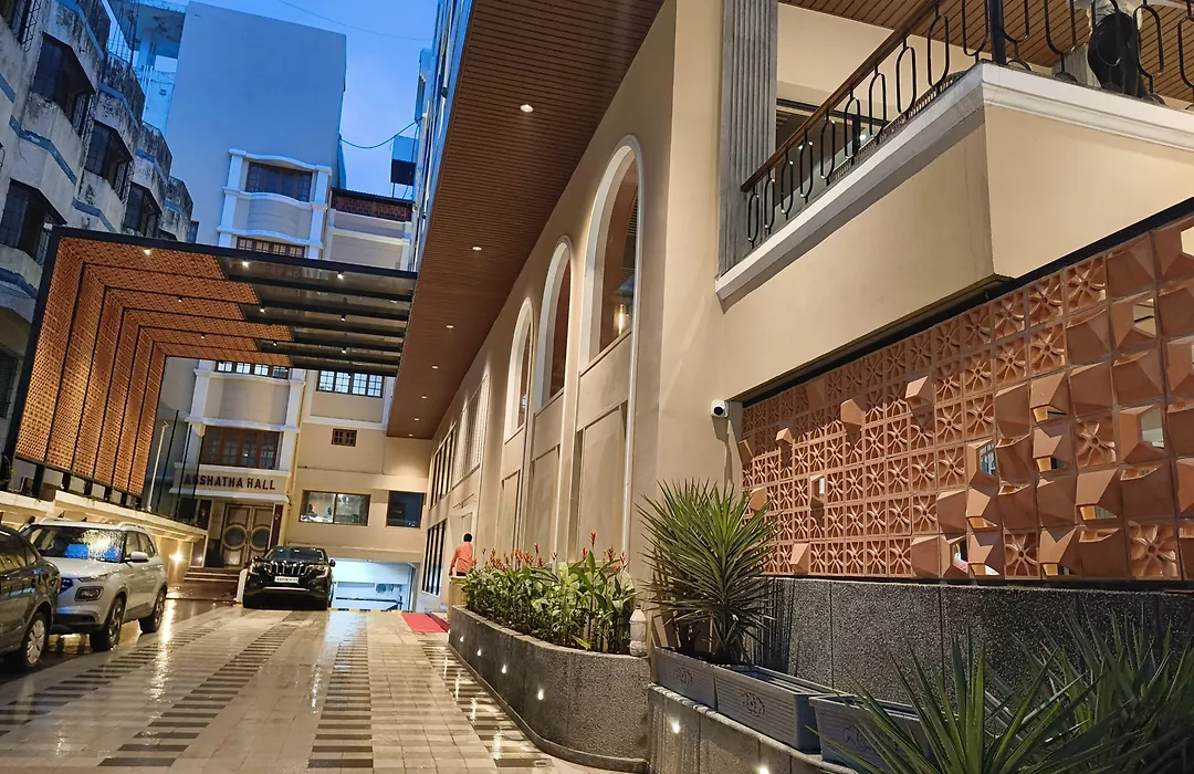 The Luxant Hotel-1