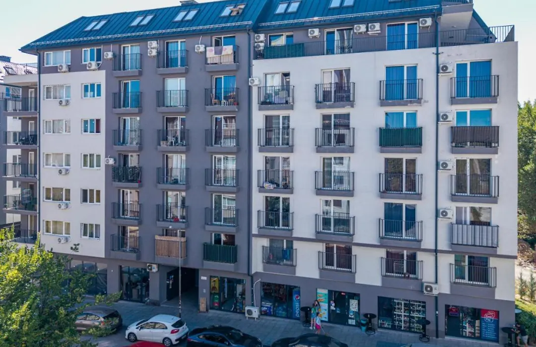 20Th Residence One Bedroom Apartment - Private Parking Included-1
