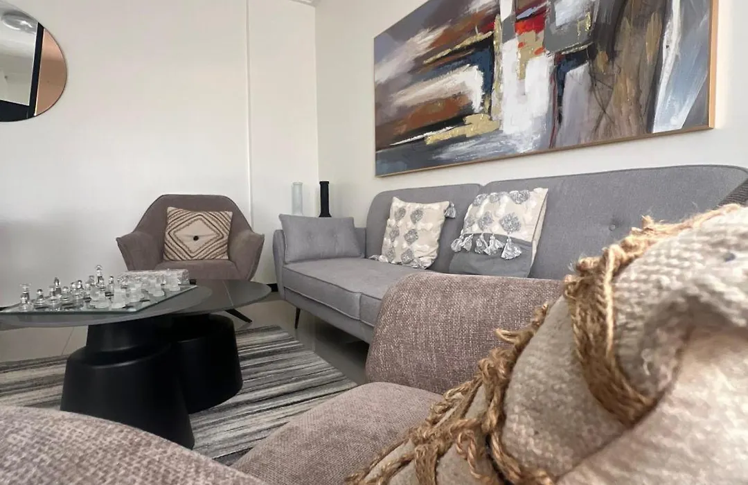 Modern Central Studio - Dakar Plateau-1