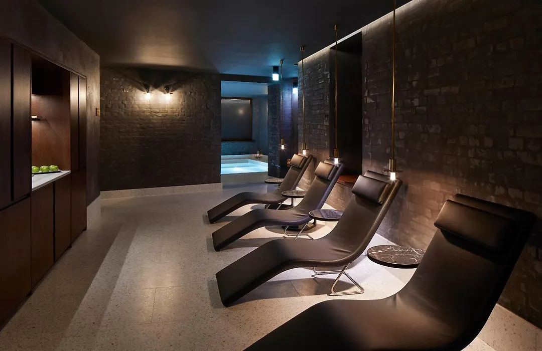 Taj 51 Buckingham Gate Suites And Residences-1