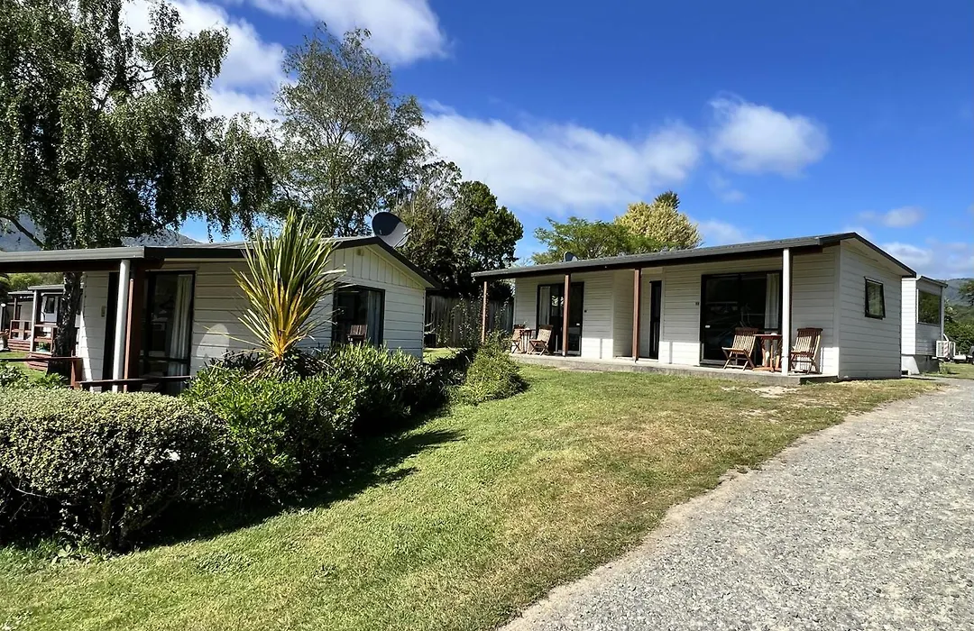 Parklands Marina Holiday Park-1