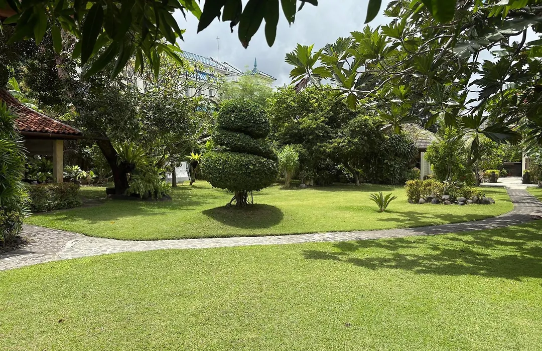 Raja Gardens Hotel-1