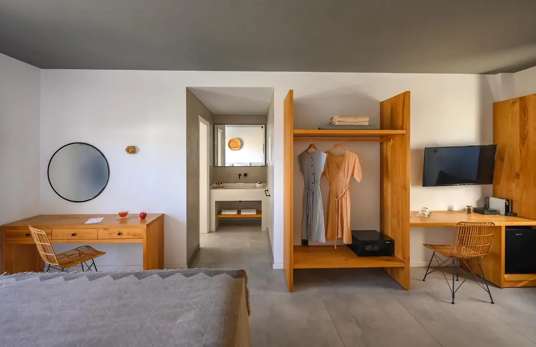 Lemon Suites Santorini-1
