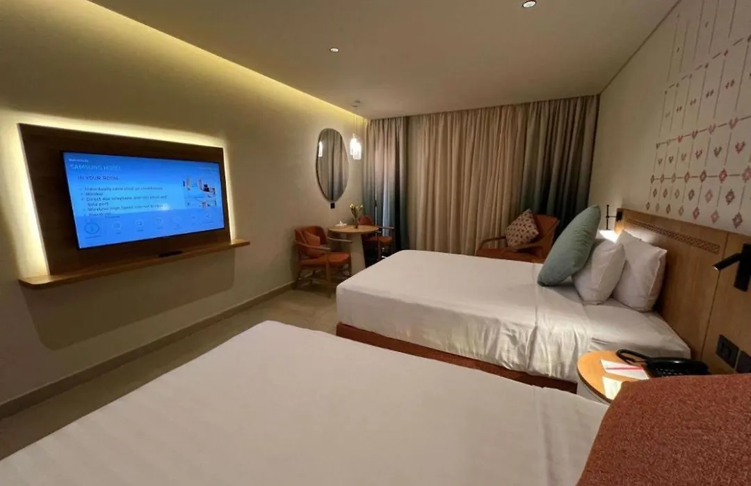 Rizkyan Pyramids View-1