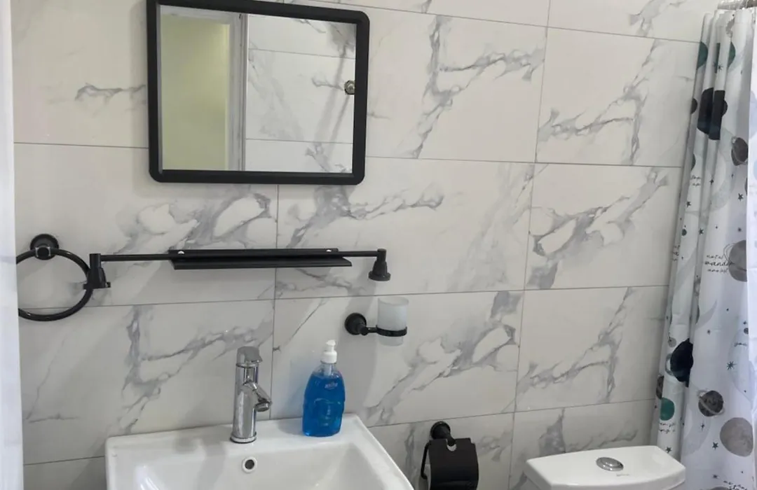Luxury Live Inn Suite-1