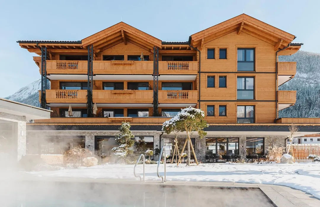 Boutiquehotel Acherl-1