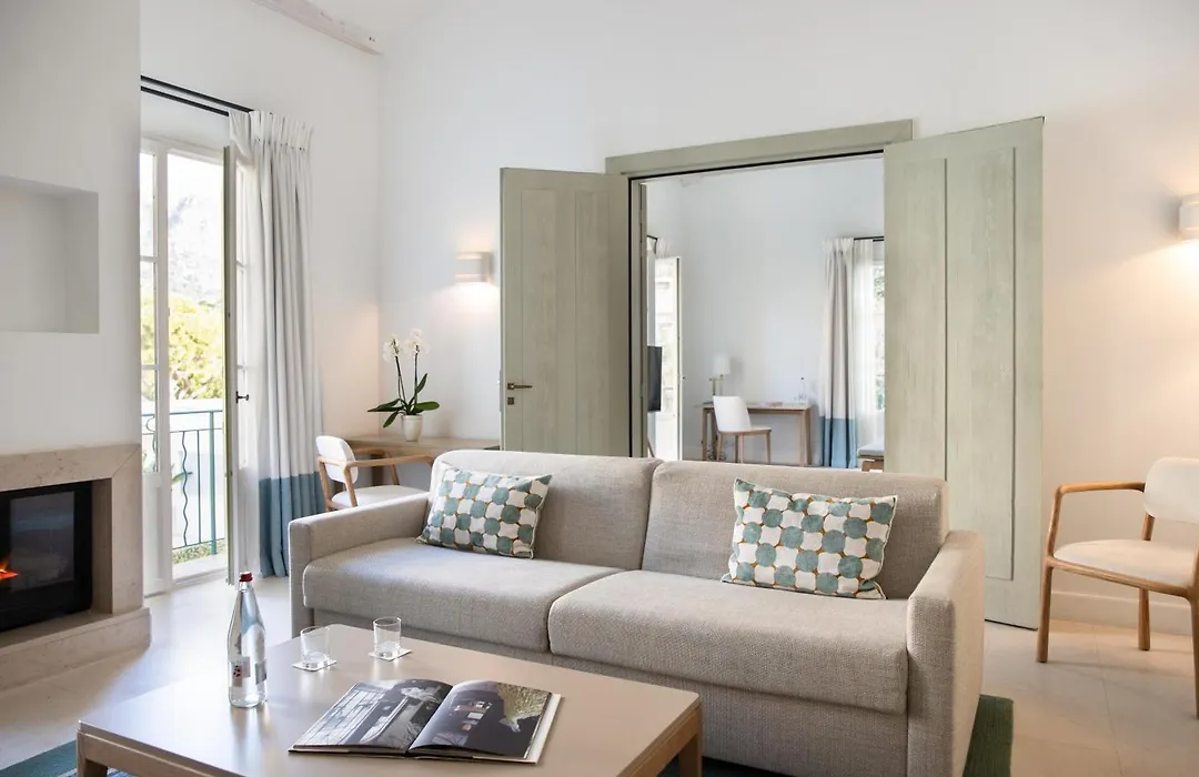 Hotel Royal-Riviera-1