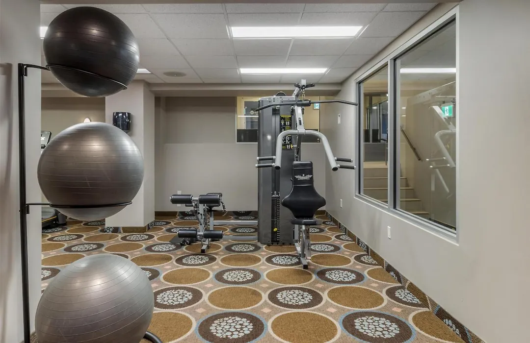 Best Western Plus Chocolate Lake Hotel - Halifax-1