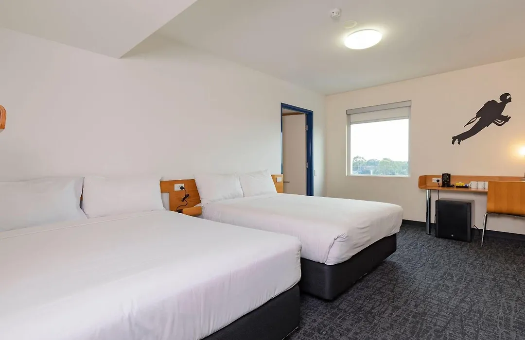 Ibis Budget Sydney Airport-1