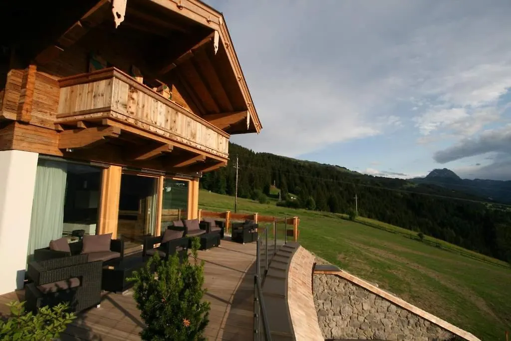 Maierl-Alm & Maierl-Chalets-1
