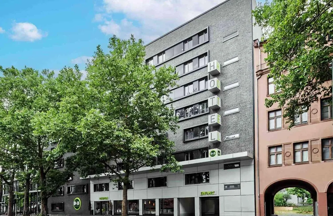 B&B Hotel Frankfurt City-Ost-1