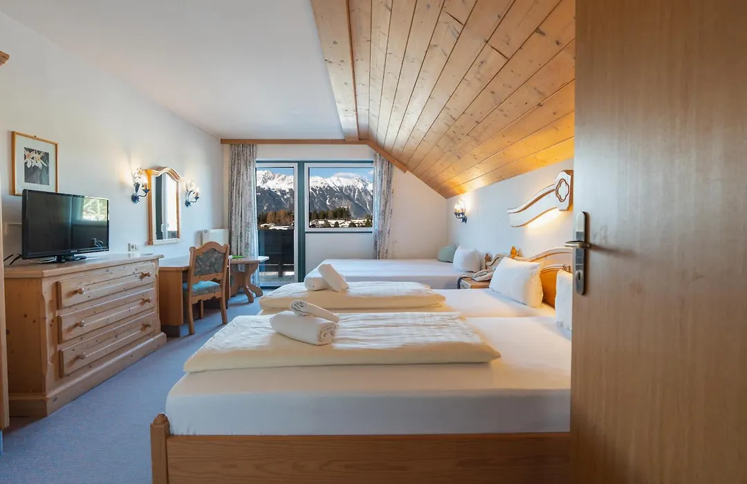 Hotel Gruberhof Innsbruck Igls B&B-1