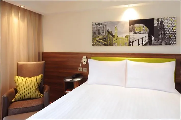 Hampton By Hilton Birmingham Broad Street-1