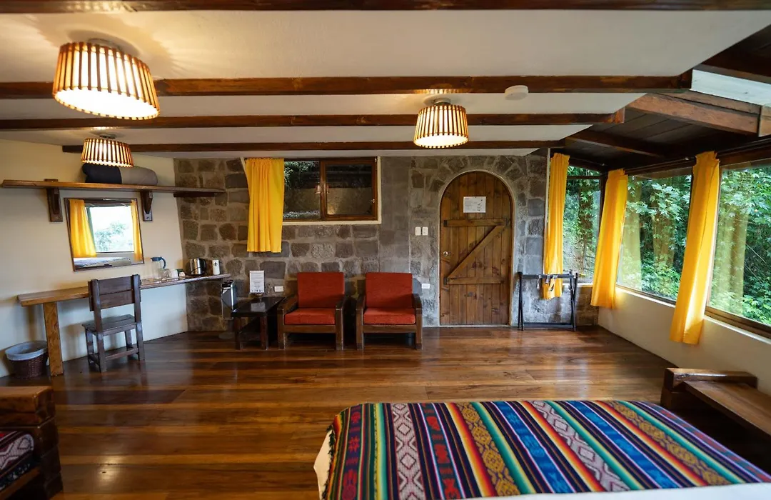 Bellavista Cloud Forest Lodge & Private Protected Area-1