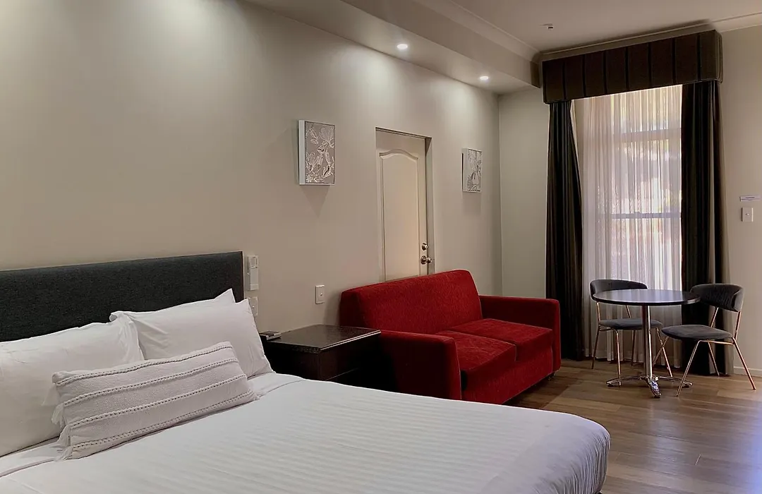 Prince Of Wales Hotel-1